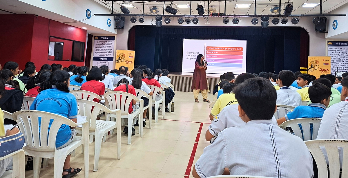 School Chameleons community moment